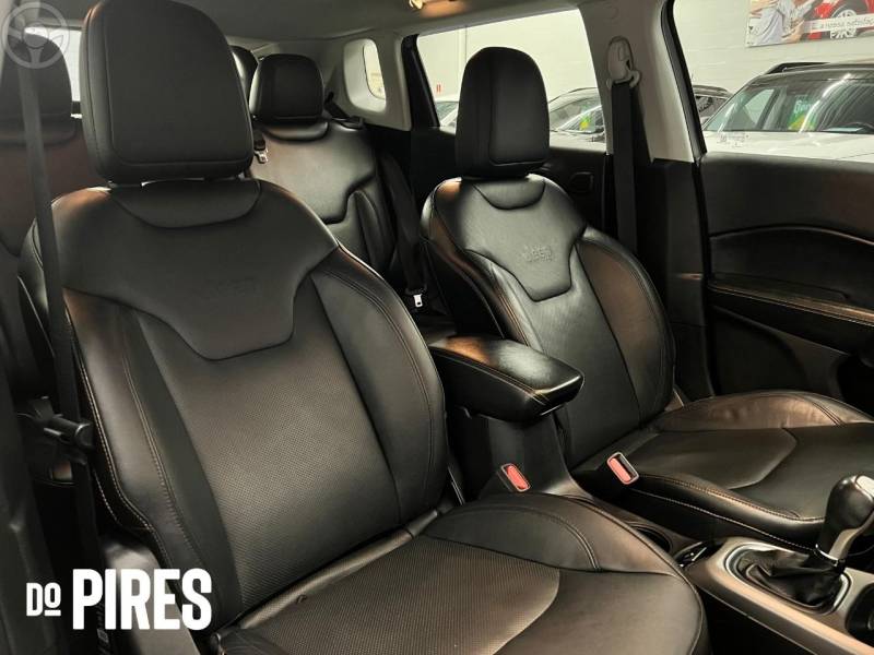 JEEP - COMPASS 2.0 16V DIESEL LONGITUDE 4X4 AUTOMÁTICO - 2019/2020 - PRATA - R$ 111.900,00