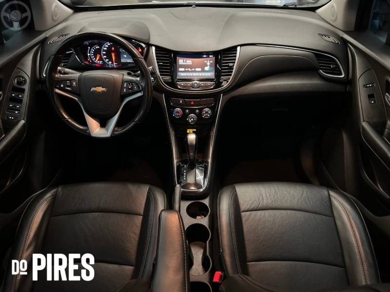 CHEVROLET - TRACKER 1.4 16V PREMIER TURBO FLEX 4P AUTOMÁTICO - 2018/2019 - PRATA - R$ 92.900,00