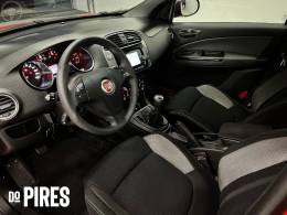 FIAT - BRAVO 1.8 SPORTING 16V FLEX 4P MANUAL - 2015/2016 - VERMELHA - R$ 64.900,00