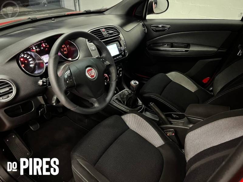FIAT - BRAVO 1.8 SPORTING 16V FLEX 4P MANUAL - 2015/2016 - VERMELHA - R$ 64.900,00