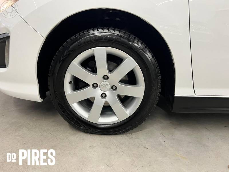 PEUGEOT - 308 2.0 ALLURE 16V FLEX 4P MANUAL - 2012/2013 - BRANCA - R$ 38.900,00