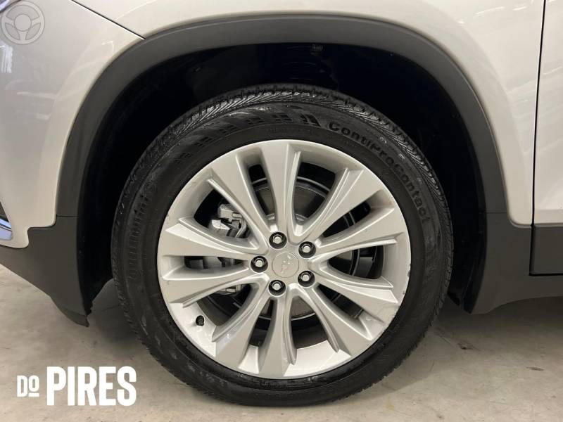 CHEVROLET - TRACKER 1.4 16V PREMIER TURBO FLEX 4P AUTOMÁTICO - 2018/2019 - PRATA - R$ 92.900,00