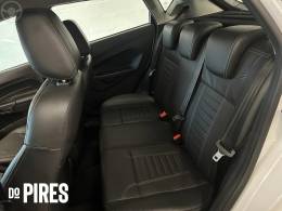 FORD - FIESTA 1.6 TITANIUM HATCH 16V FLEX 4P AUTOMÁTICO - 2018/2018 - BRANCA - R$ 59.900,00