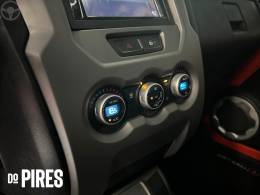 TROLLER - T4 3.2 TDI 4X4 20V TURBO INTERCOOLER DIESEL 2P MANUAL - 2015/2015 - LARANJA - R$ 179.900,00