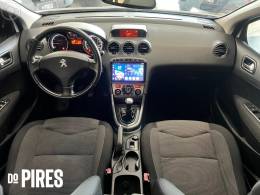 FIAT - BRAVO 1.8 SPORTING 16V FLEX 4P MANUAL - 2015/2016 - VERMELHA - R$ 64.900,00