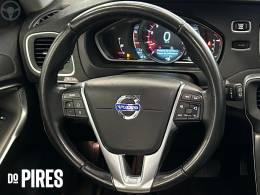 VOLVO - V40 2.0 T4 DYNAMIC TURBO 4P AUTOMÁTICO - 2013/2014 - PRETA - R$ 69.900,00