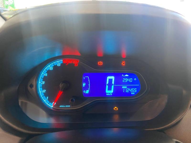 CHEVROLET - ONIX 1.4 MPFI LTZ 8V FLEX 4P MANUAL - 2016/2016 - PRETA - R$ 55.900,00