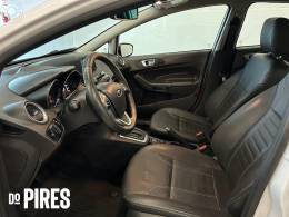 FORD - FIESTA 1.6 TITANIUM HATCH 16V FLEX 4P AUTOMÁTICO - 2018/2018 - BRANCA - R$ 59.900,00