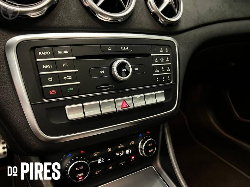 MERCEDES-BENZ - GLA 250 2.0 16V TURBO SPORT 4P AUTOMÁTICO - 2018/2018 - PRETA - R$ 142.900,00