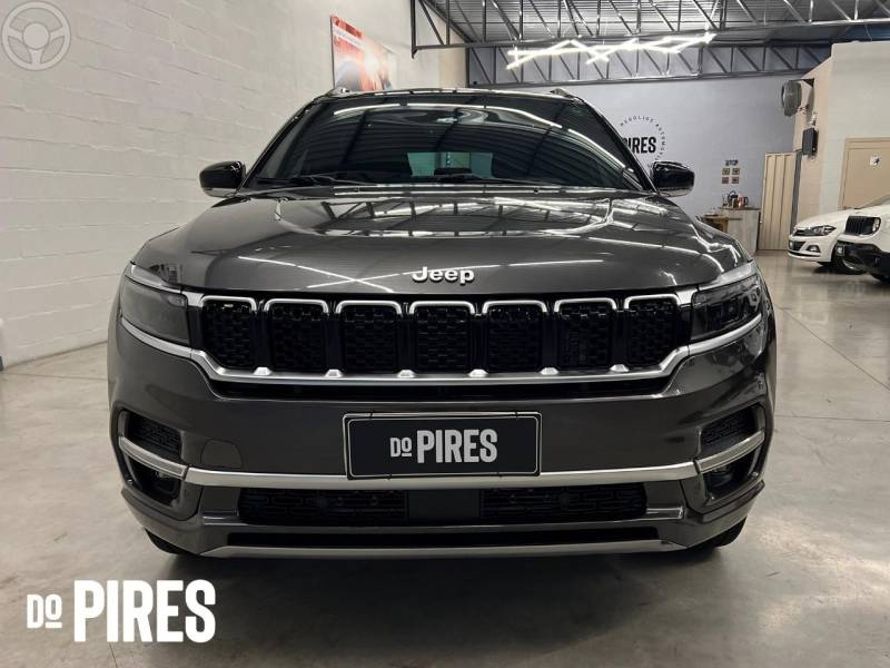 JEEP - COMMANDER 2.0 OVERLAND TD380 4X4 TURBO DIESEL 4P AUTOMÁTICO - 2021/2022 - CINZA - R$ 189.900,00