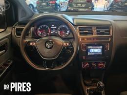 VOLKSWAGEN - FOX 1.6 MSI RUN 8V FLEX 4P MANUAL - 2017/2017 - PRETA - R$ 54.900,00