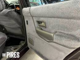 VOLKSWAGEN - SANTANA 2.0 GLSI 8V 4P MANUAL - 1993/1993 - VERMELHA - R$ 64.900,00
