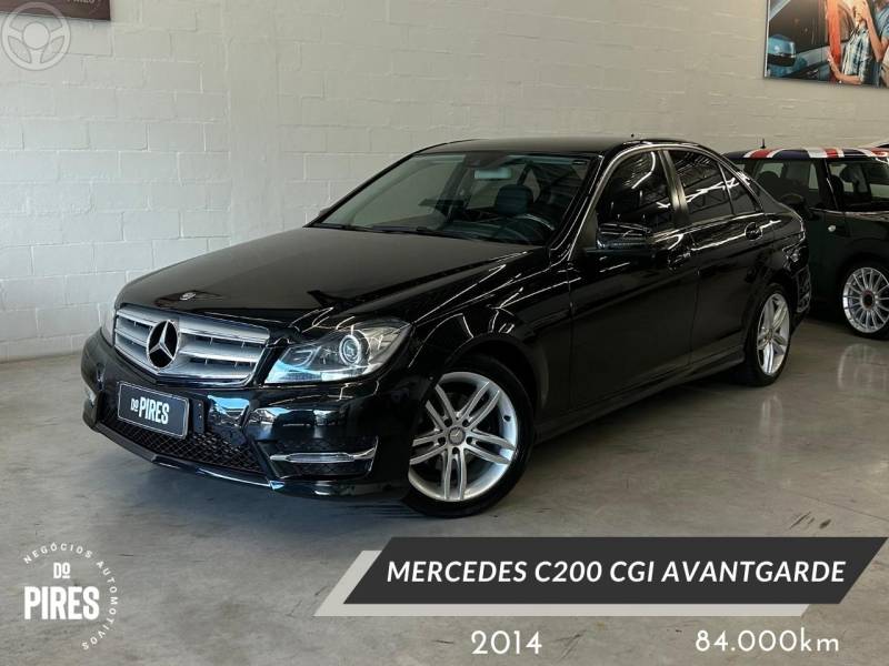 MERCEDES-BENZ - C 200 1.8 CGI AVANTGARDE 16V 4P AUTOMÁTICO - 2014/2014 - PRETA - R$ 84.900,00