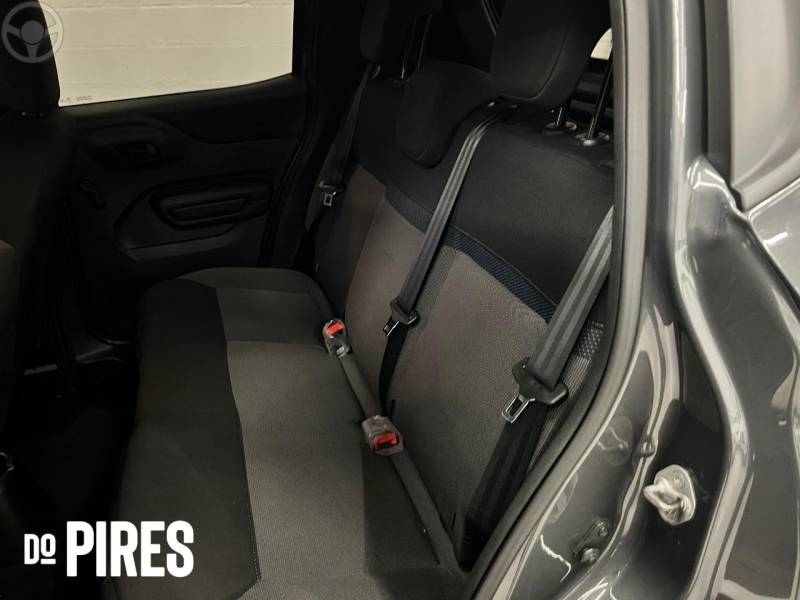 CITROËN - C3 1.6 LIVE PACK 16V FLEX 4P AUTOMÁTICO - 2023/2024 - CINZA - R$ 76.900,00
