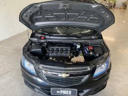 CHEVROLET - ONIX 1.4 MPFI LTZ 8V FLEX 4P MANUAL - 2016/2016 - PRETA - R$ 55.900,00