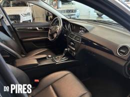 MERCEDES-BENZ - C 200 1.8 CGI AVANTGARDE 16V 4P AUTOMÁTICO - 2014/2014 - PRETA - R$ 84.900,00