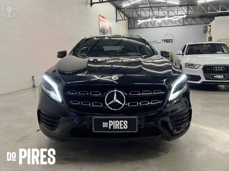 MERCEDES-BENZ - GLA 250 2.0 16V TURBO SPORT 4P AUTOMÁTICO - 2018/2018 - PRETA - R$ 142.900,00