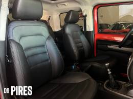 TROLLER - T4 3.2 TDI 4X4 20V TURBO INTERCOOLER DIESEL 2P MANUAL - 2015/2015 - LARANJA - R$ 179.900,00