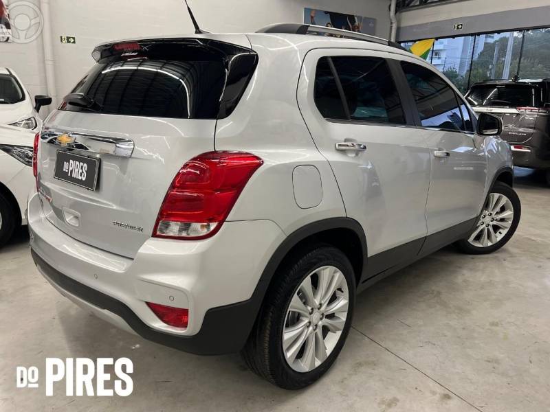 CHEVROLET - TRACKER 1.4 16V PREMIER TURBO FLEX 4P AUTOMÁTICO - 2018/2019 - PRATA - R$ 92.900,00
