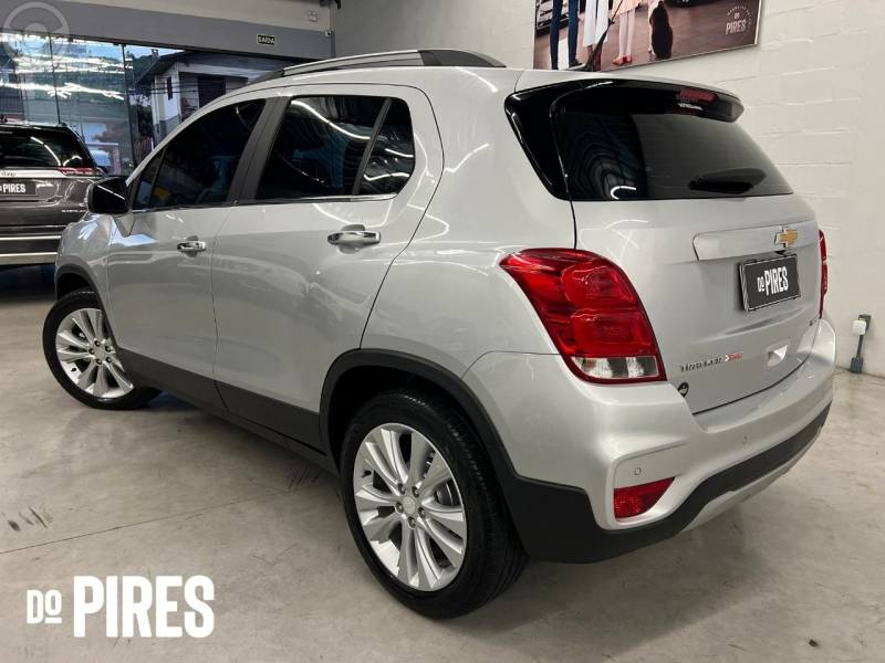 CHEVROLET - TRACKER 1.4 16V PREMIER TURBO FLEX 4P AUTOMÁTICO - 2018/2019 - PRATA - R$ 92.900,00