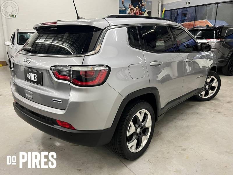 JEEP - COMPASS 2.0 16V FLEX LONGITUDE AUTOMÁTICO - 2018/2019 - PRATA - R$ 99.900,00
