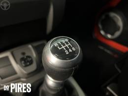 TROLLER - T4 3.2 TDI 4X4 20V TURBO INTERCOOLER DIESEL 2P MANUAL - 2015/2015 - LARANJA - R$ 179.900,00