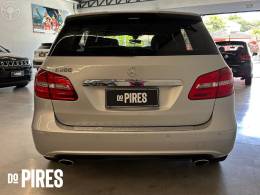 MERCEDES-BENZ - B 200 1.6 TURBO 4P AUTOMÁTICO - 2012/2013 - PRATA - R$ 67.900,00