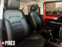 TROLLER - T4 3.2 TDI 4X4 20V TURBO INTERCOOLER DIESEL 2P MANUAL - 2015/2015 - LARANJA - R$ 179.900,00