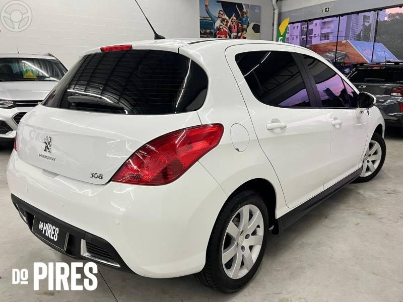 PEUGEOT - 308 2.0 ALLURE 16V FLEX 4P MANUAL - 2012/2013 - BRANCA - R$ 38.900,00