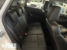FORD - FIESTA 1.6 TITANIUM HATCH 16V FLEX 4P AUTOMÁTICO - 2018/2018 - BRANCA - R$ 59.900,00
