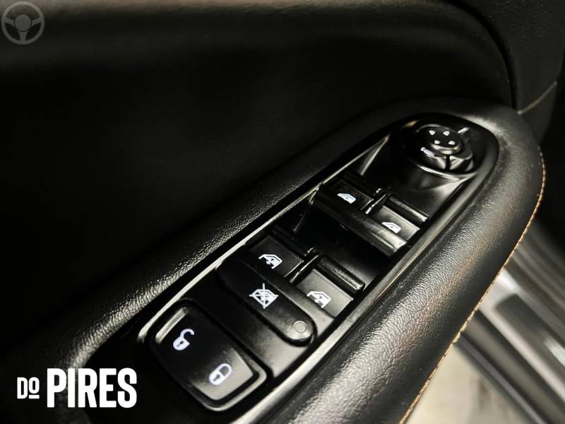 JEEP - COMPASS 2.0 16V DIESEL LONGITUDE 4X4 AUTOMÁTICO - 2019/2020 - PRATA - R$ 111.900,00