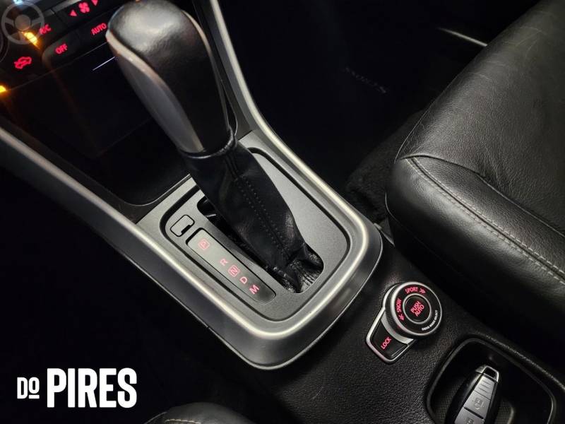 SUZUKI - S-CROSS 1.6 16V VVT GLS 4P 4X4 AUTOMÁTICO - 2015/2016 - VERMELHA - R$ 67.900,00